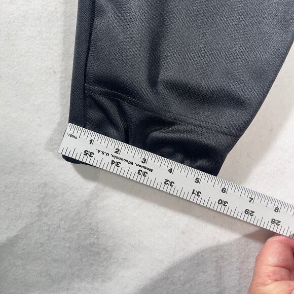 adidas Cropped Capri Leggings AeroReady Large Rear Pocket Elastic Cuff & Waist - Picture 13 of 16